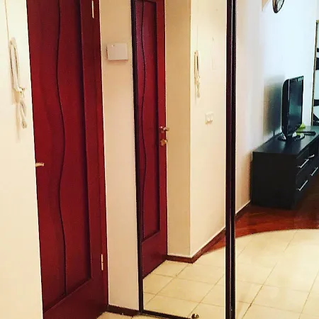 Appartement In Center *
